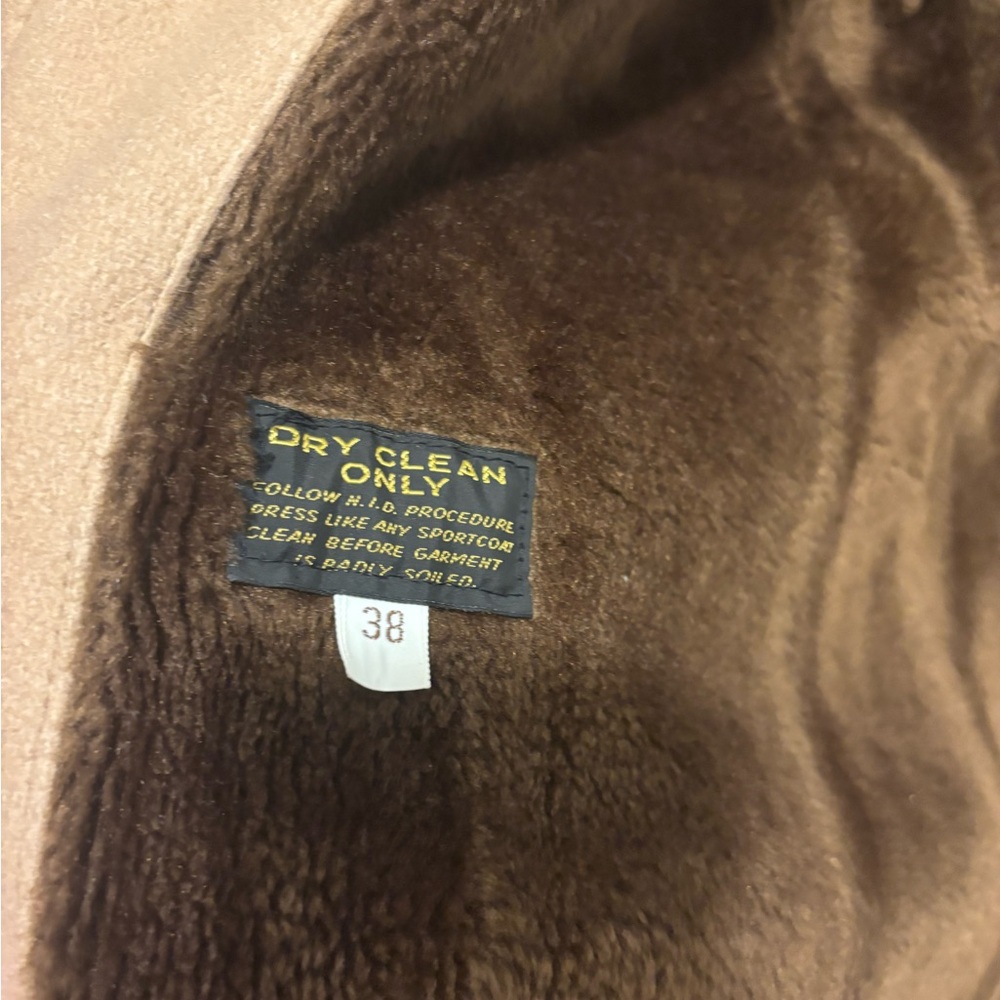 Men's Camel Wool Pea Coat - Picture 3 of 4